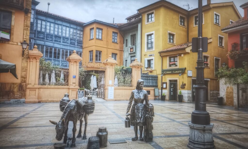 plaza de trascorrales-que ver en oviedo