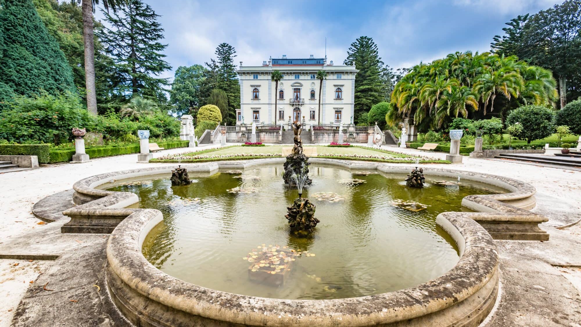 palacio selgas en Cudilllero